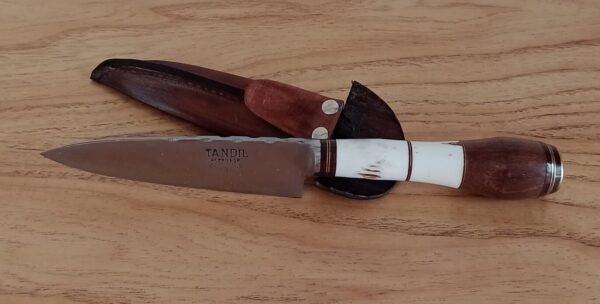 cuchillo cabo marron oscuro